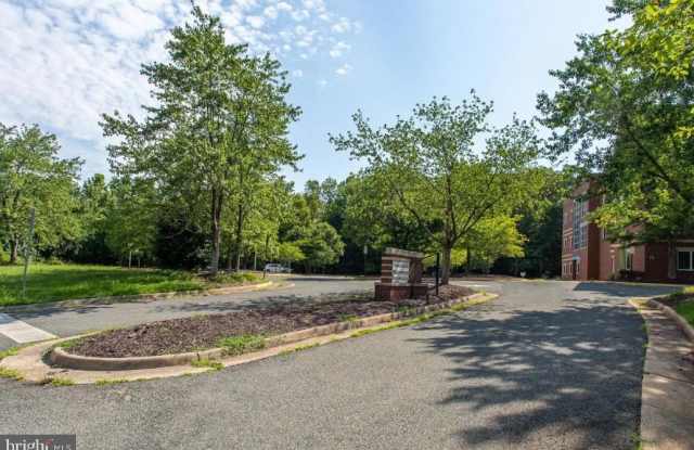 15 RIVERSIDE PARKWAY