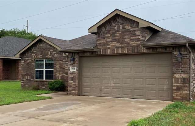 7320 Mistletoe Trail