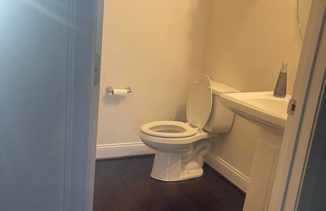 10516 Seneca Falls Place