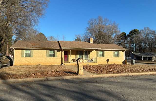 Chef's Kitchen! Large Home on Corner Lot with Spacious Fenced Yard