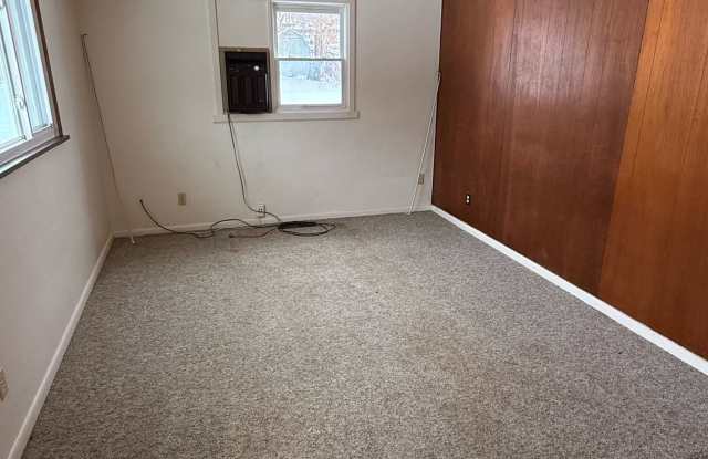 Photo of 17 27th Street Northwest - 2