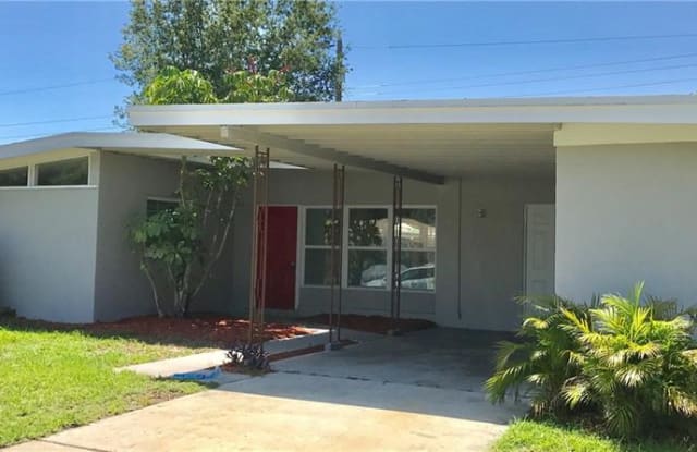 10426 109TH STREET - 10426 109th Street North, Pinellas County, FL 33778