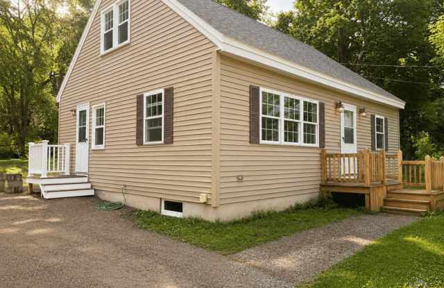 19 Central Ave Waterville ME