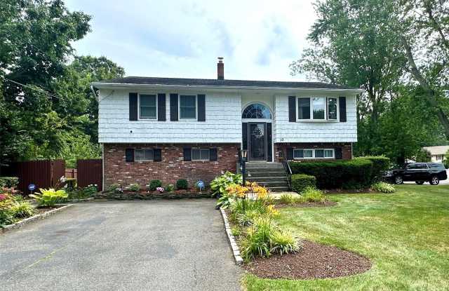 Photo of 10 N Jackson Avenue