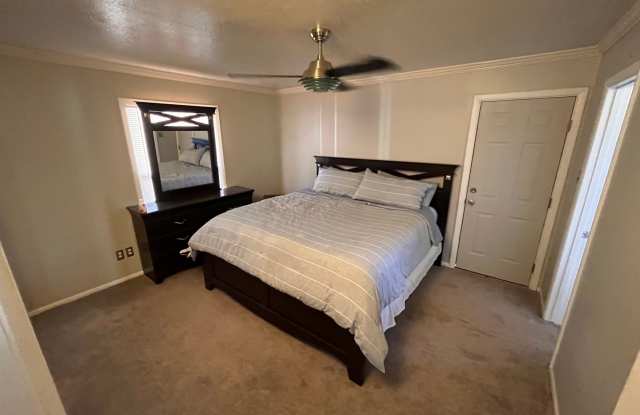 Photo of Fully furnished property with several lease options! Can be leased unfurnished.