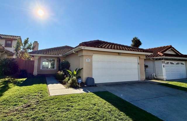 Photo of Updated 3 Bed / 2 Bath in Sabre Springs!!