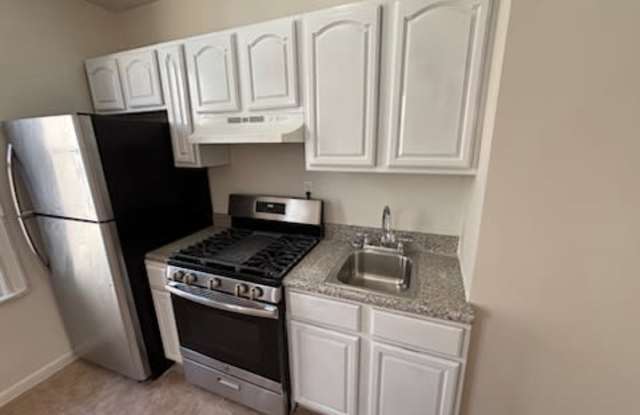 Photo of 9116 3rd Ave