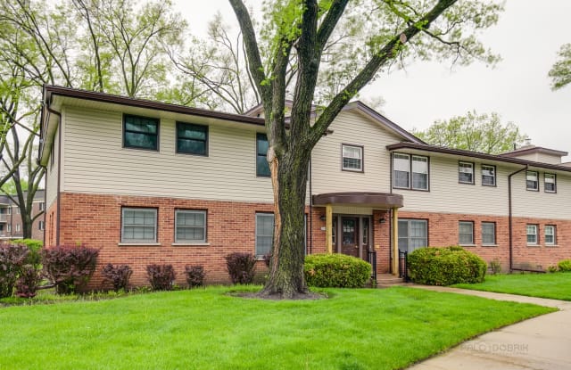 217 WASHINGTON Square - 217 Washington Square, Elk Grove Village, IL 60007