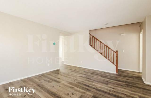 17547 West Ventura Street