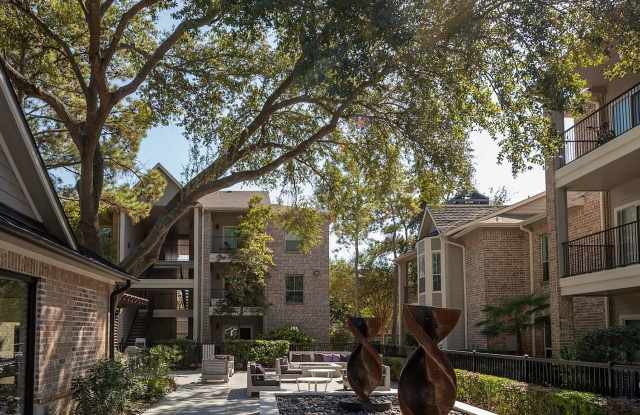 Town Center Crossing