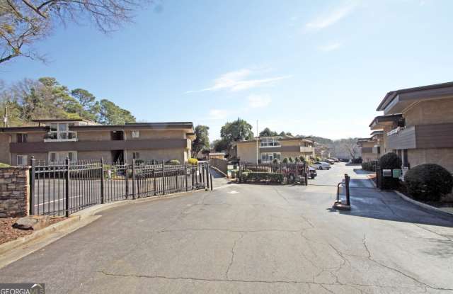 Photo of 346 Carpenter Drive #7