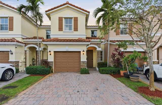 165 Emerald Creek Ter