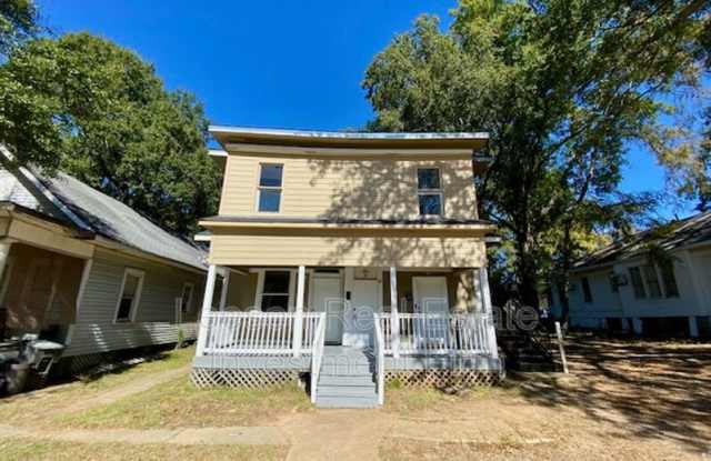 426 Merrick St