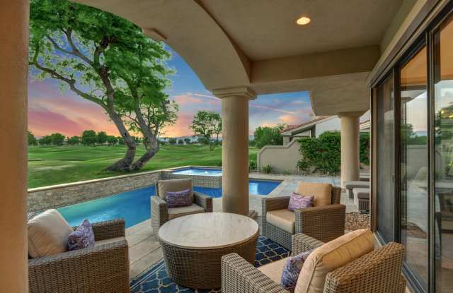 54999 Southern Hills