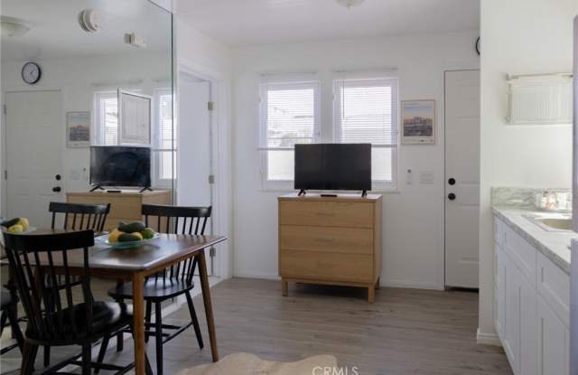 226 1/2 Crandall Street