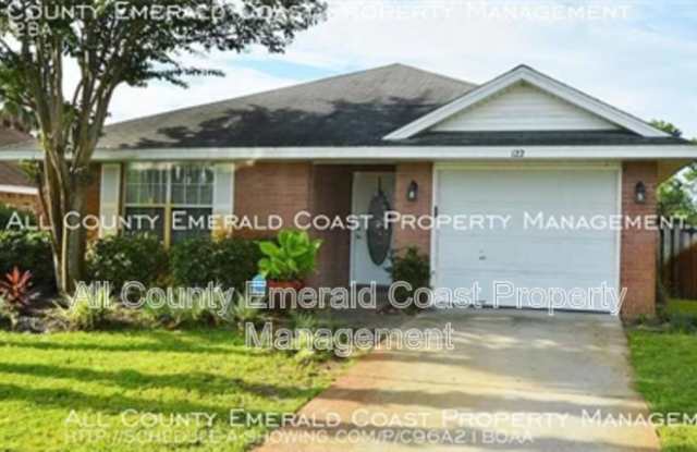 122 Mandevilla Ln