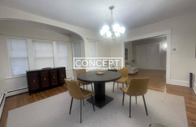 2084 Washington - 2084 Washington Street, Newton, MA 02468