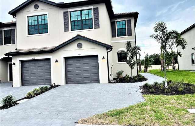 14237 Pine Lodge Ln