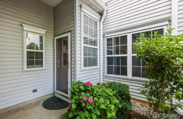 761 Banyan Court