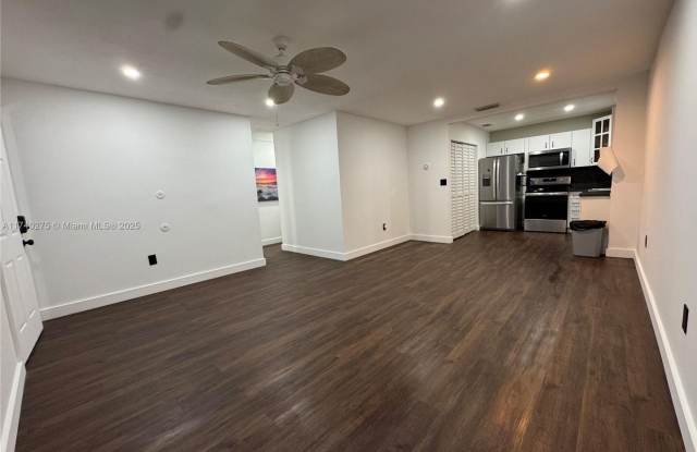 13210 SW 17th Lane B6-18, Miami, FL 33175