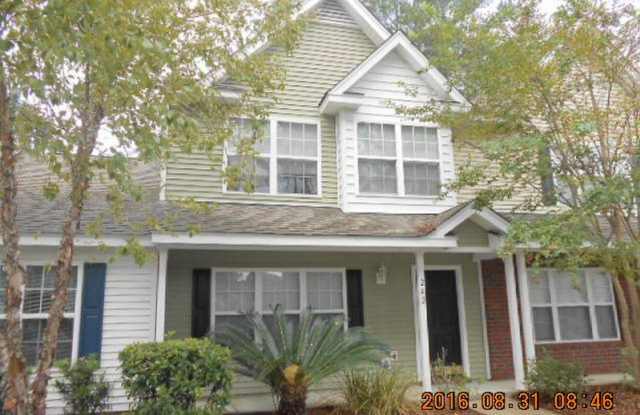 Renovated Three Bedroom Townhome in Townes of Buckwalter