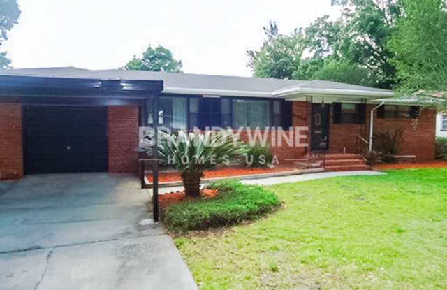 2454 Buttonwood Drive