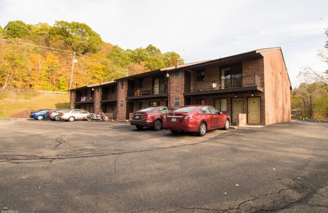 Hunter Gardens (1 Bedroom) - 1343 Hunter Road, Allegheny County, PA 15147