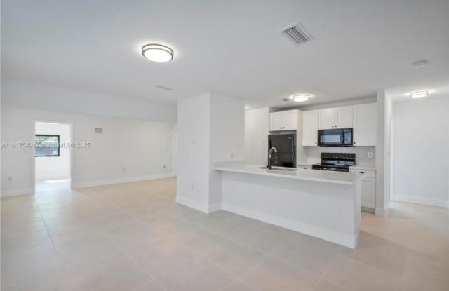 490 NE 141st St # 490
