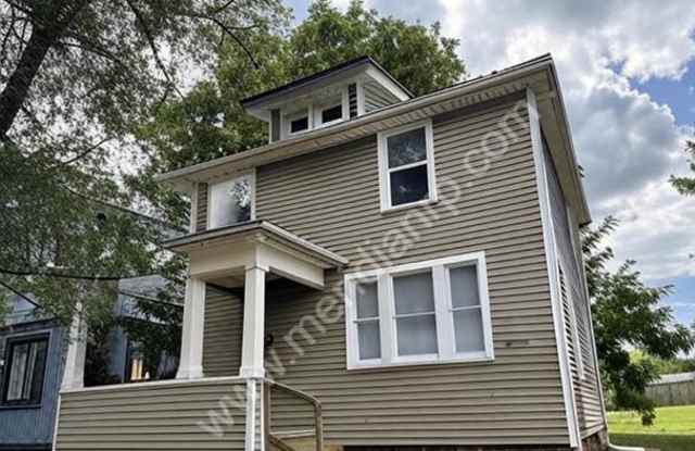 1912 Prince Street