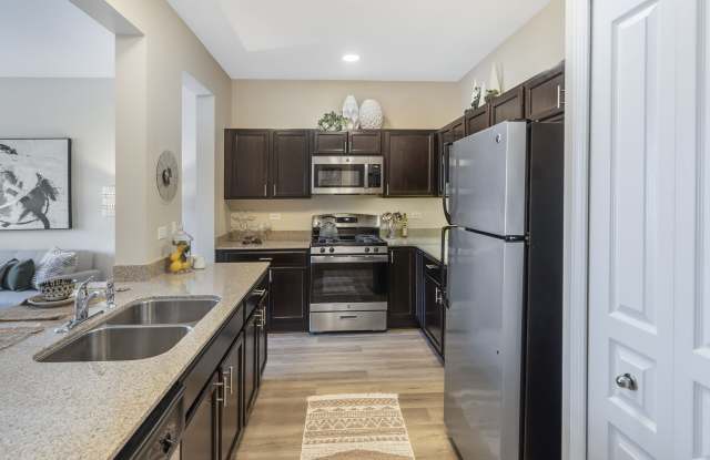 Randall Highlands Apartment Homes