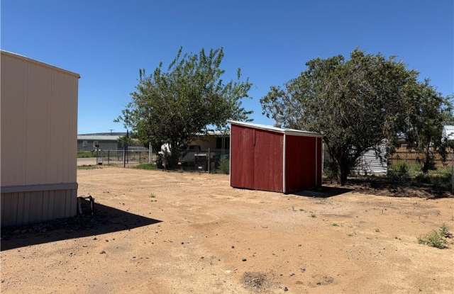 3215 E Northfield Avenue