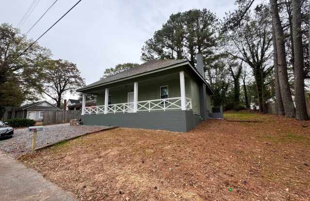 3/1 Remodeled Home walkable to uptown Shelby, NC