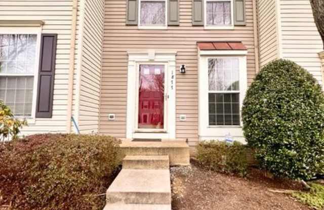 1877 TIGER LILY CIRCLE