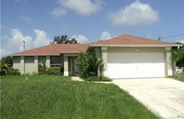 1324 SW 22nd PL - 1324 Southwest 22nd Place, Cape Coral, FL 33991