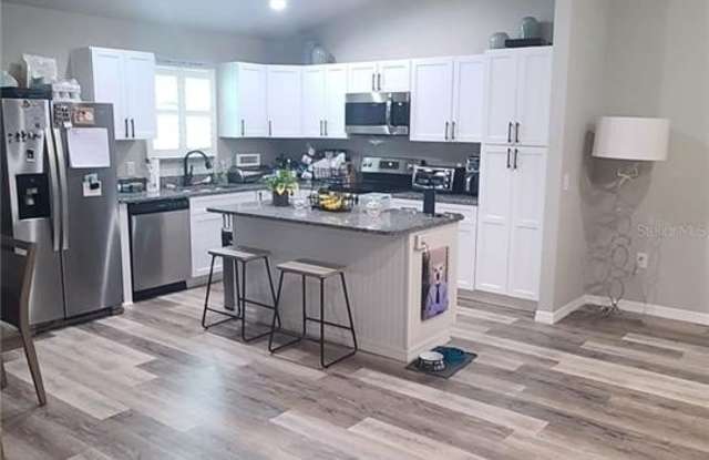 4422 NW 20TH TERRACE