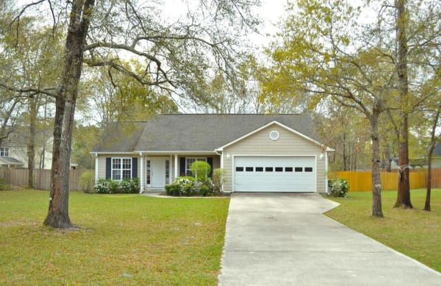 220 Shellbank Drive - 220 Shellbank Drive, Onslow County, NC 28460