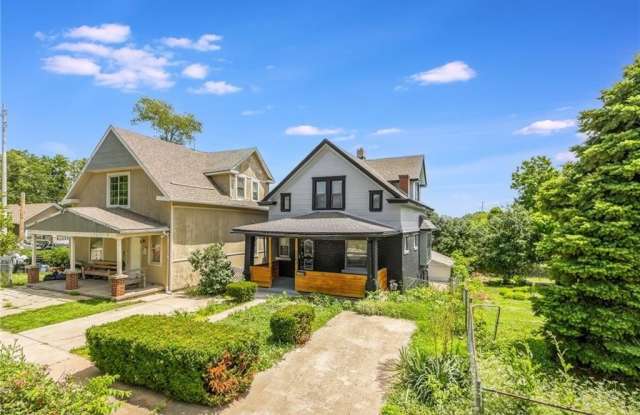 2063 Springfield Boulevard