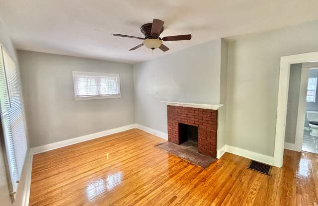 Photo of 664 Curry Ct