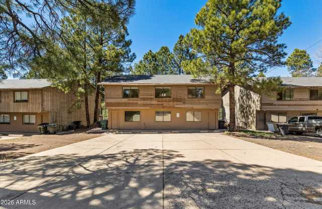 108B E Paseo del Rio --