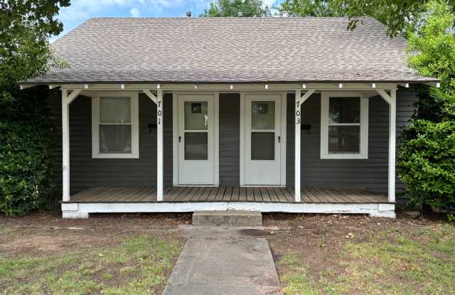 1-Bedroom, 1-Bathroom Duplex with central heat and air