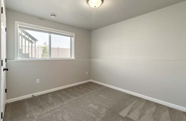 745 1st Avenue North - 1