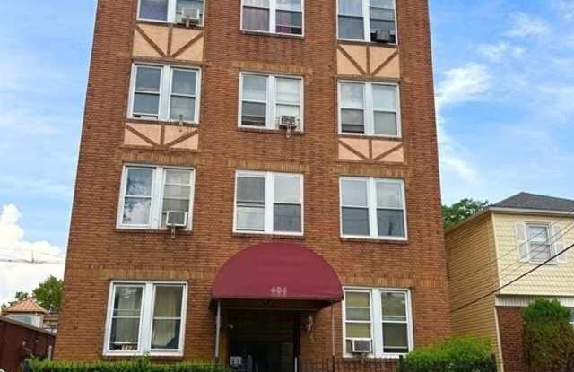 404 STEGMAN PARKWAY