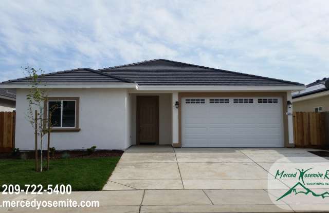 Rent Special 4 months! Appointment Only Do Not Disturb Occupants. Apply Now to Schedule Viewing. - 1382 Poppy Ridge Court, Merced, CA 95348