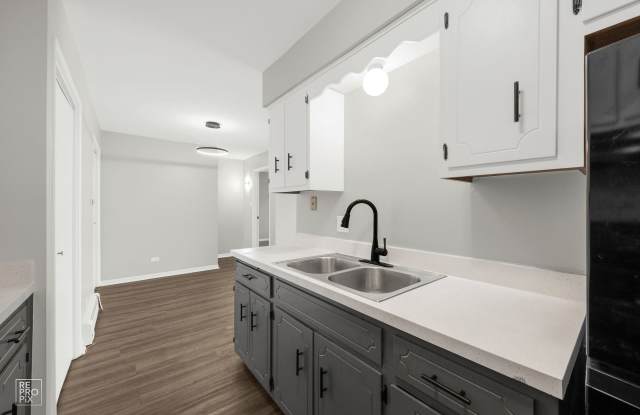 Woodland Court Apartments