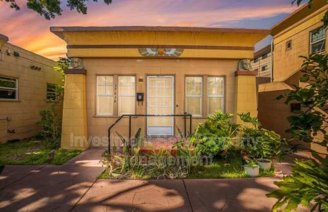 Photo of 3785 1/2 Park Blvd
