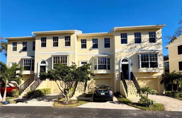 1630 42nd Square unit: 104