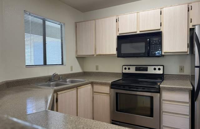 5751 N Kolb Rd Unit 38204