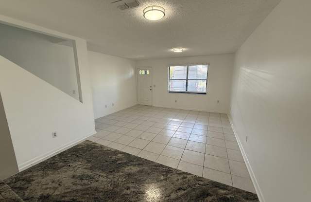 8 PONTE VEDRA Court unit: B