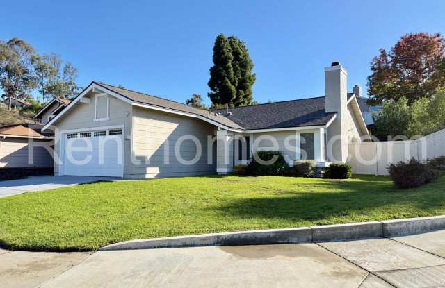 Scripps Ranch, 10807 Woodstream Pt, Corner Lot, LVP Floors, AC, Fireplace, 2 Car Garage with Opener.