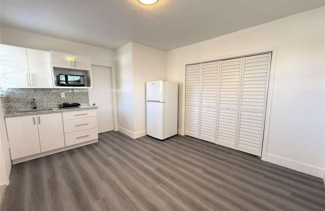 155 SW 71st Ave